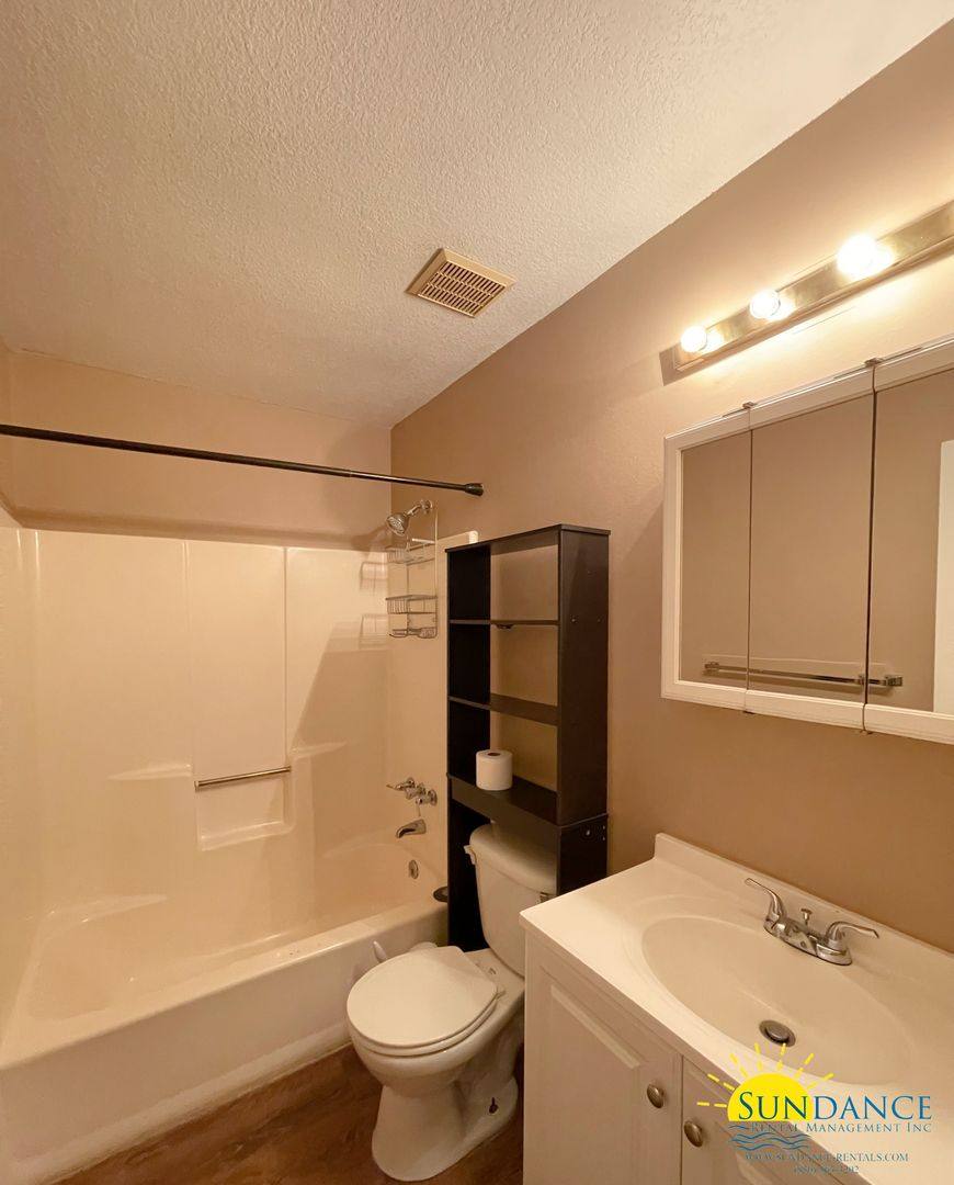 Townhouse for rent at 696 Tyner St, Fort Walton Beach, FL 32547