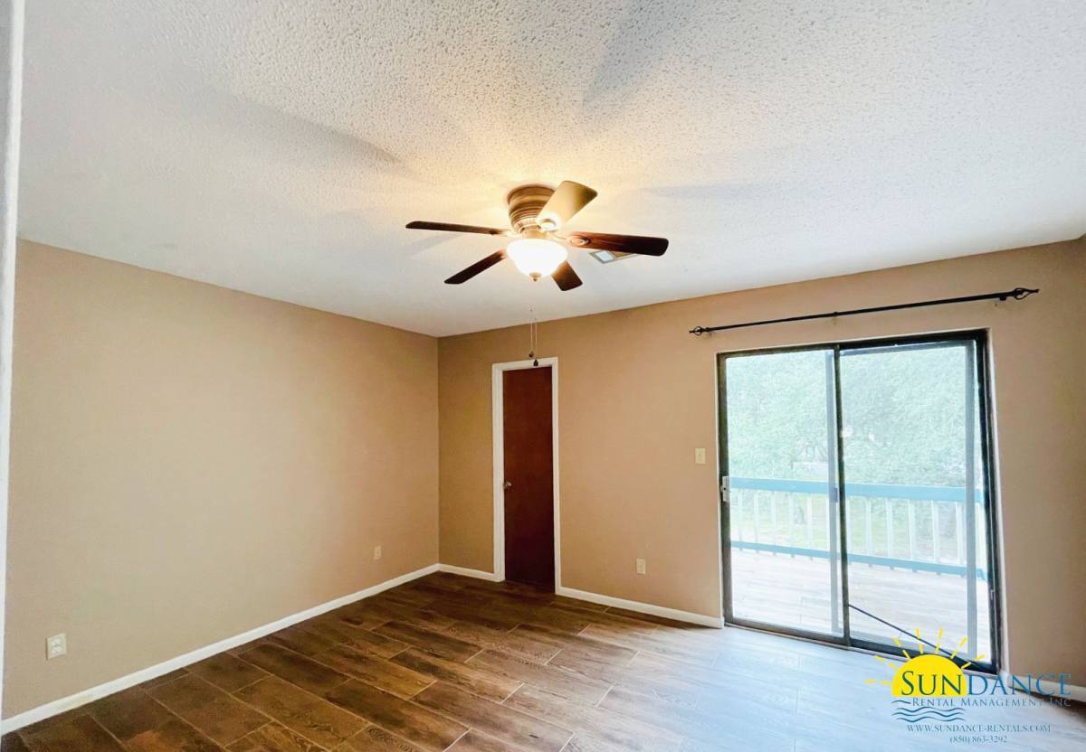 Townhouse for rent at 696 Tyner St, Fort Walton Beach, FL 32547