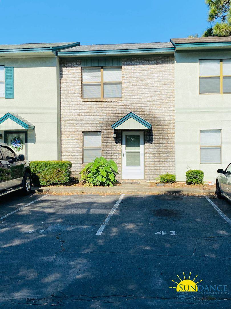 Townhouse for rent at 696 Tyner St, Fort Walton Beach, FL 32547