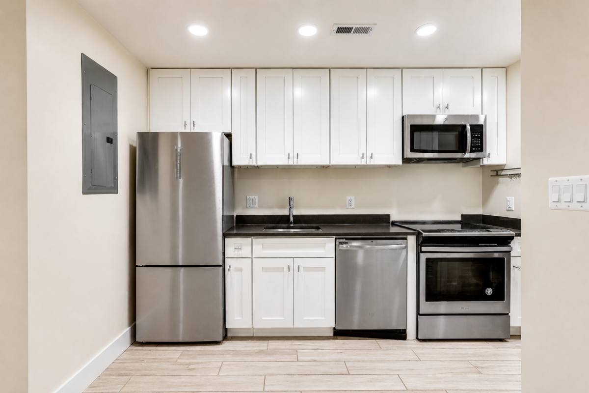 Apartment for rent at 2919 11th St NW, Washington, DC 20001