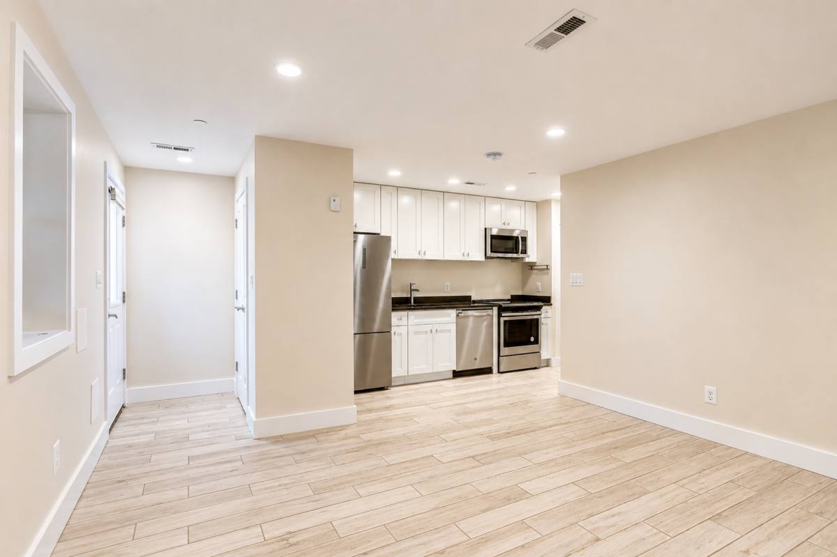 Apartment for rent at 2919 11th St NW, Washington, DC 20001