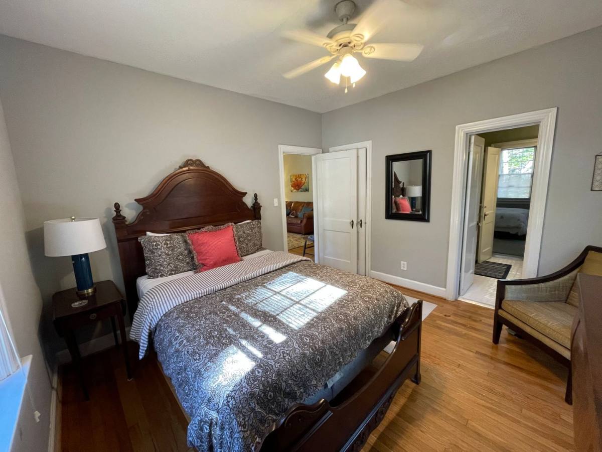 Apartment for rent at 1818 Arlington St, Raleigh, NC 27608