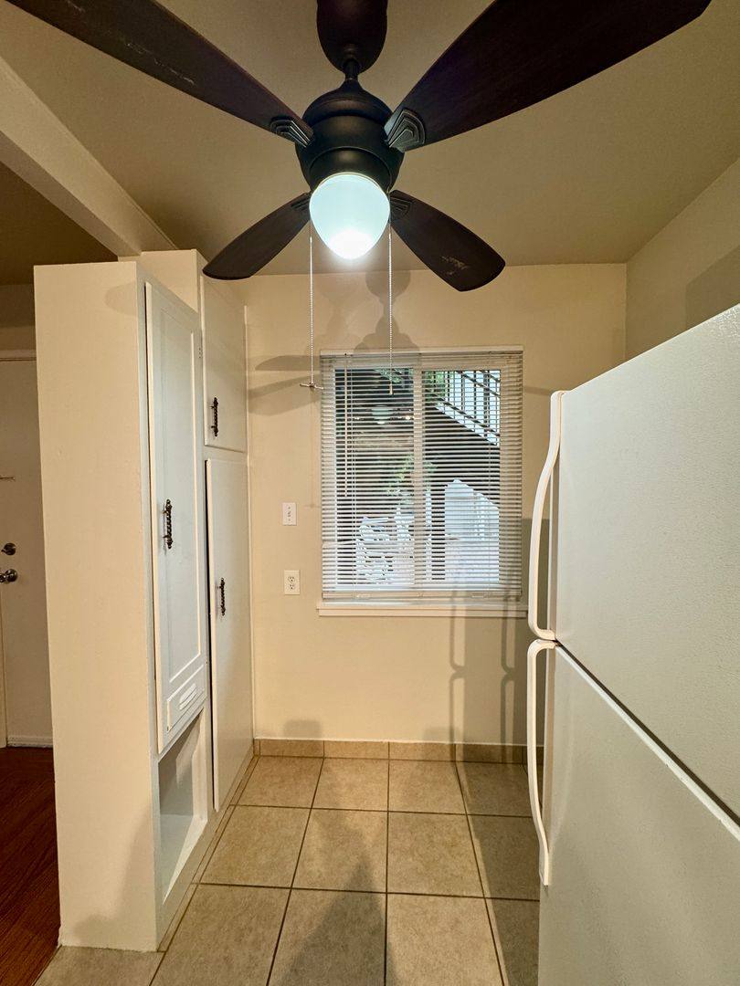 Apartment for rent at 2523 I St, Sacramento, CA 95816