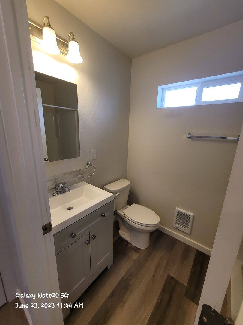 Apartment for rent at 205 S Pacific Highway, Talent, OR 97540