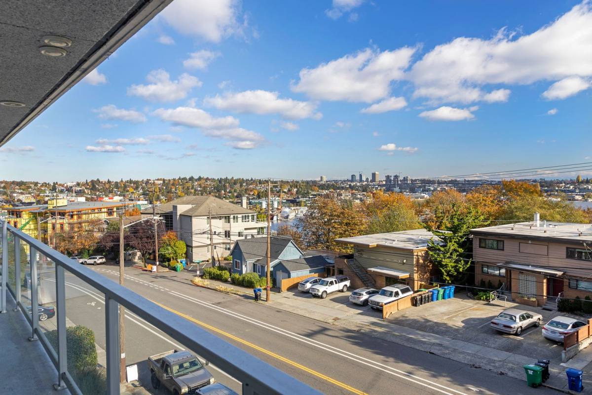 Apartment for rent at 2465 Dexter Ave N, Seattle, WA 98109