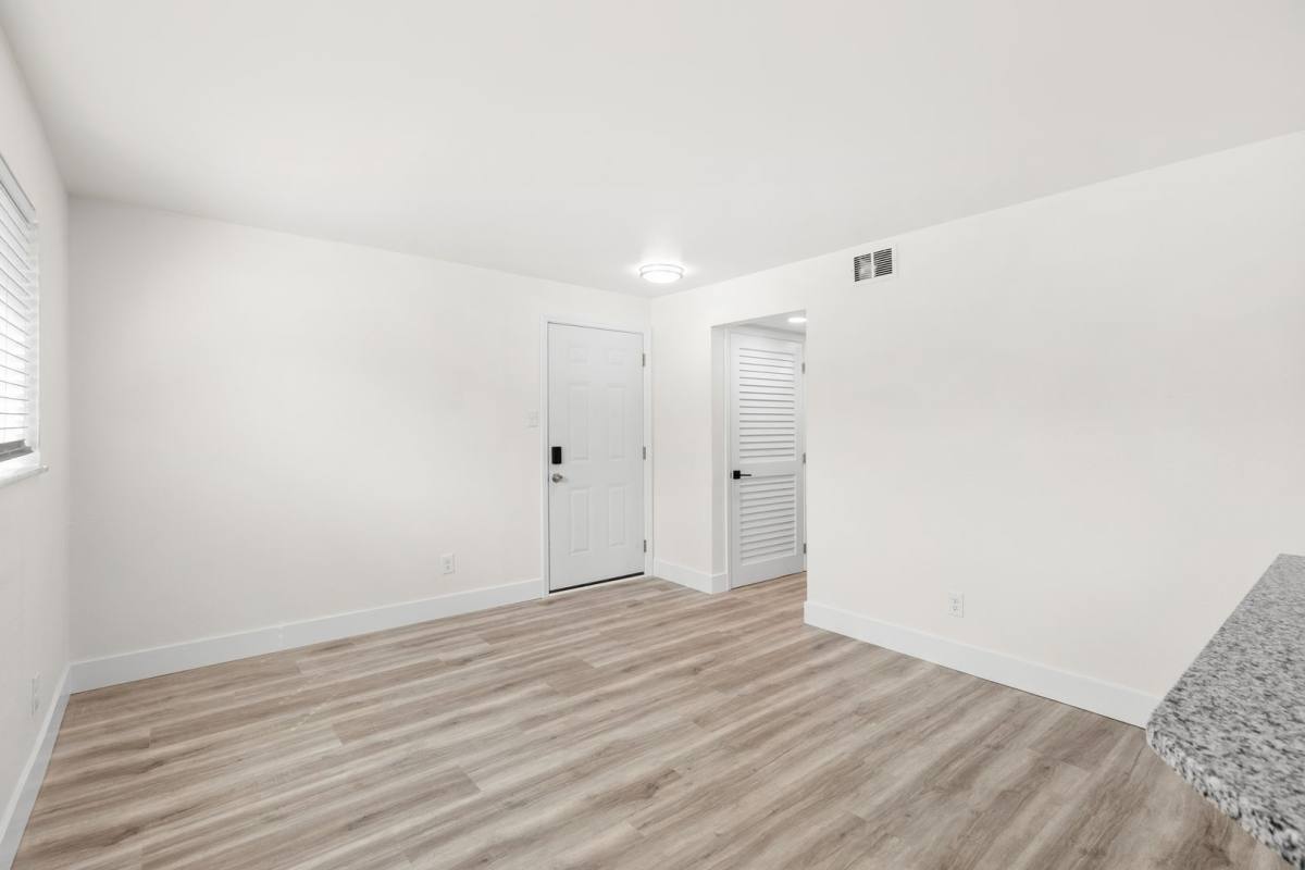 Apartment for rent at 3021 Pestalozzi #201, Saint Louis, MO 63118