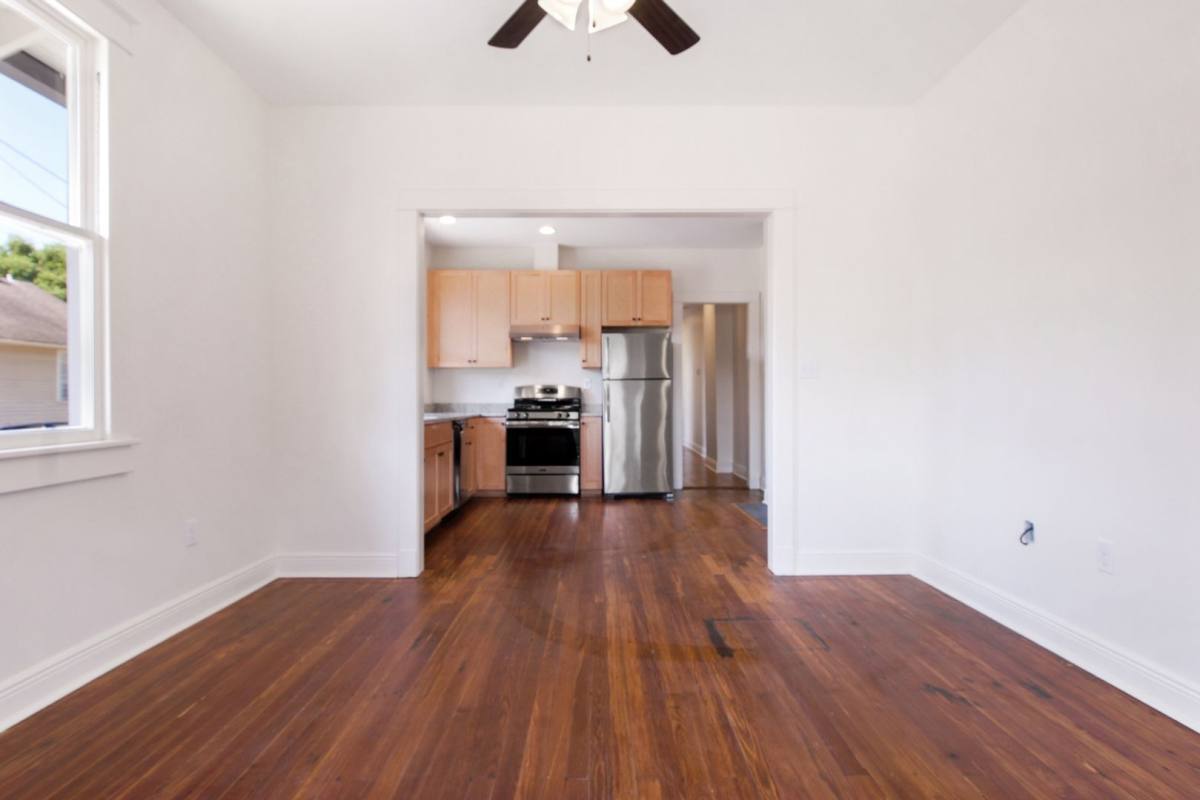 Townhouse for rent at 1300 - 1302 Congress St, New Orleans, LA 70117