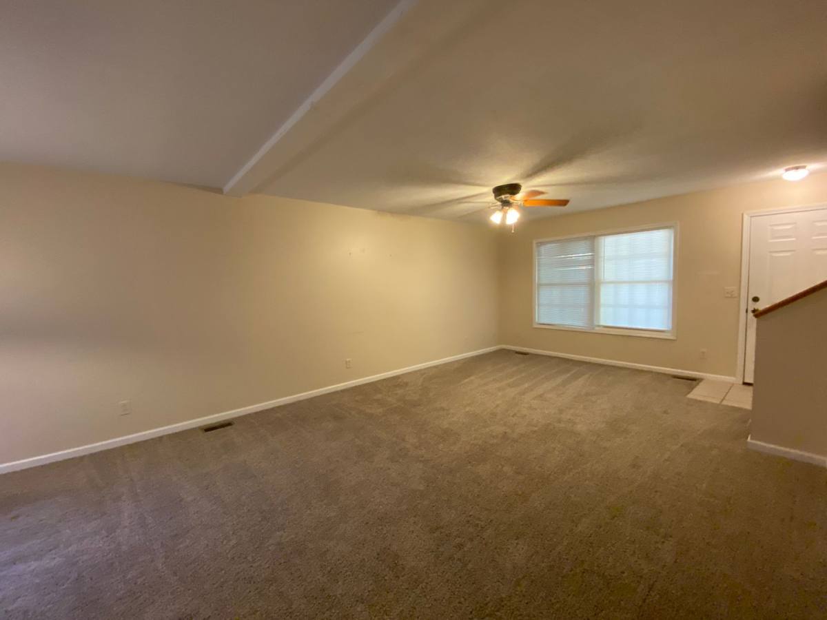 Townhouse for rent at 100-102 Jones Blvd, Tuscola, IL 61953