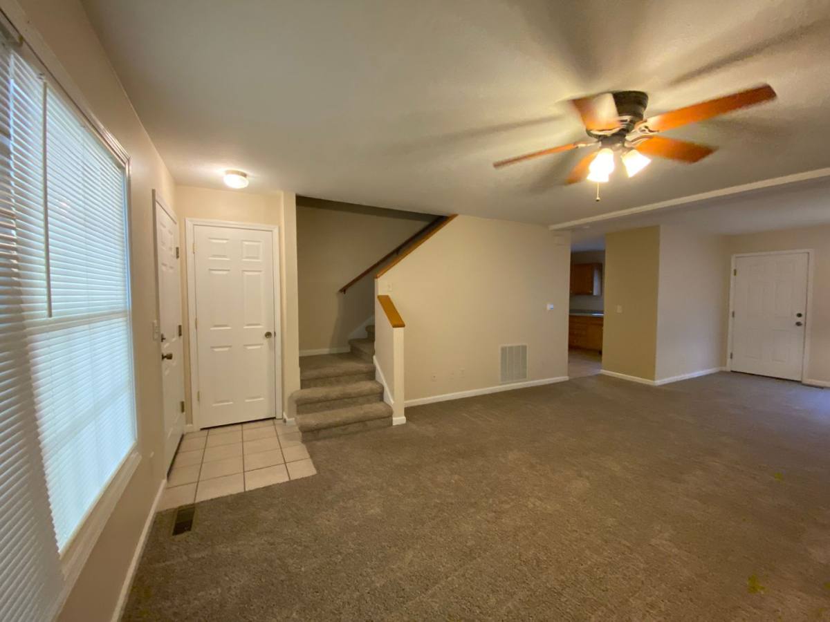 Townhouse for rent at 100-102 Jones Blvd, Tuscola, IL 61953