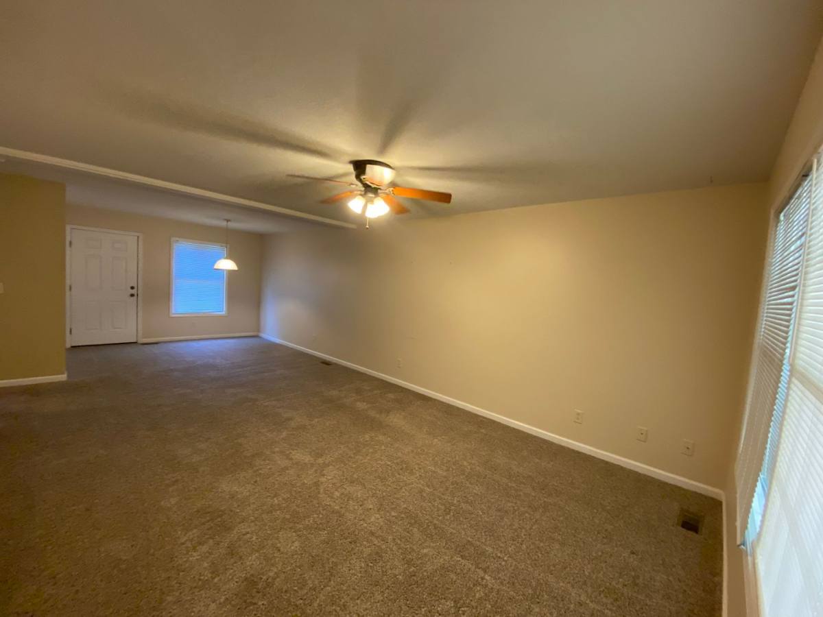 Townhouse for rent at 100-102 Jones Blvd, Tuscola, IL 61953