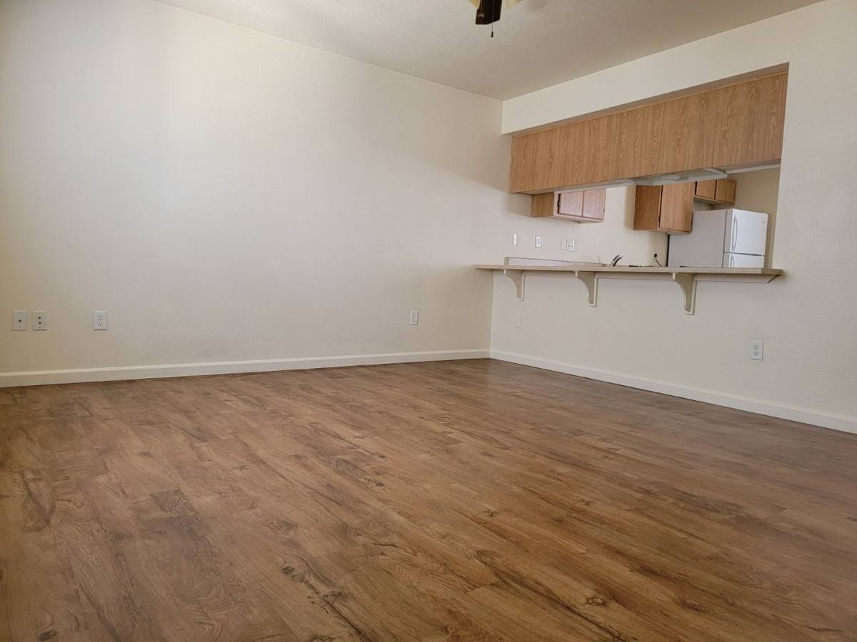 Apartment for rent at 2600 Shady Lane, Anderson, CA 96007