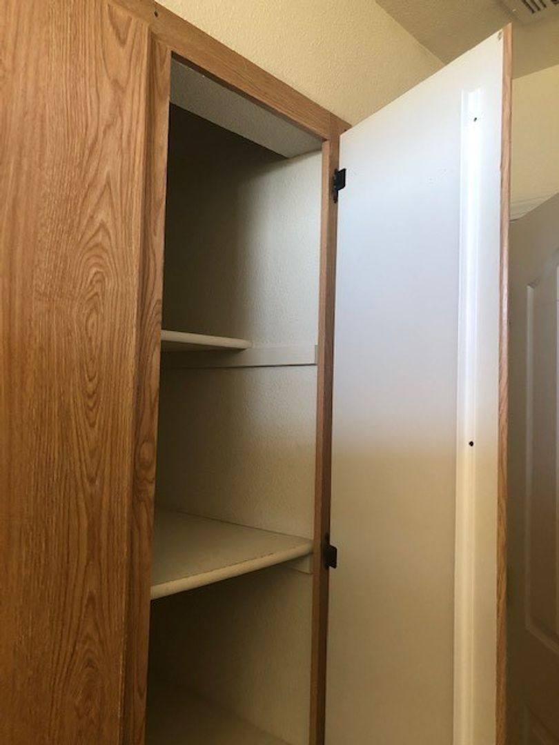 Apartment for rent at 2600 Shady Lane, Anderson, CA 96007