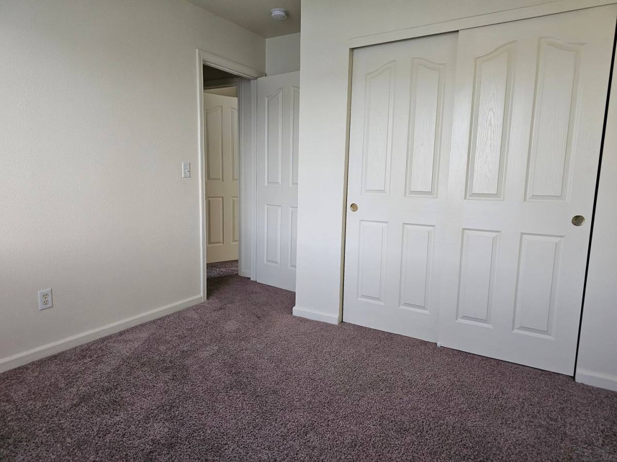 Apartment for rent at 2600 Shady Lane, Anderson, CA 96007