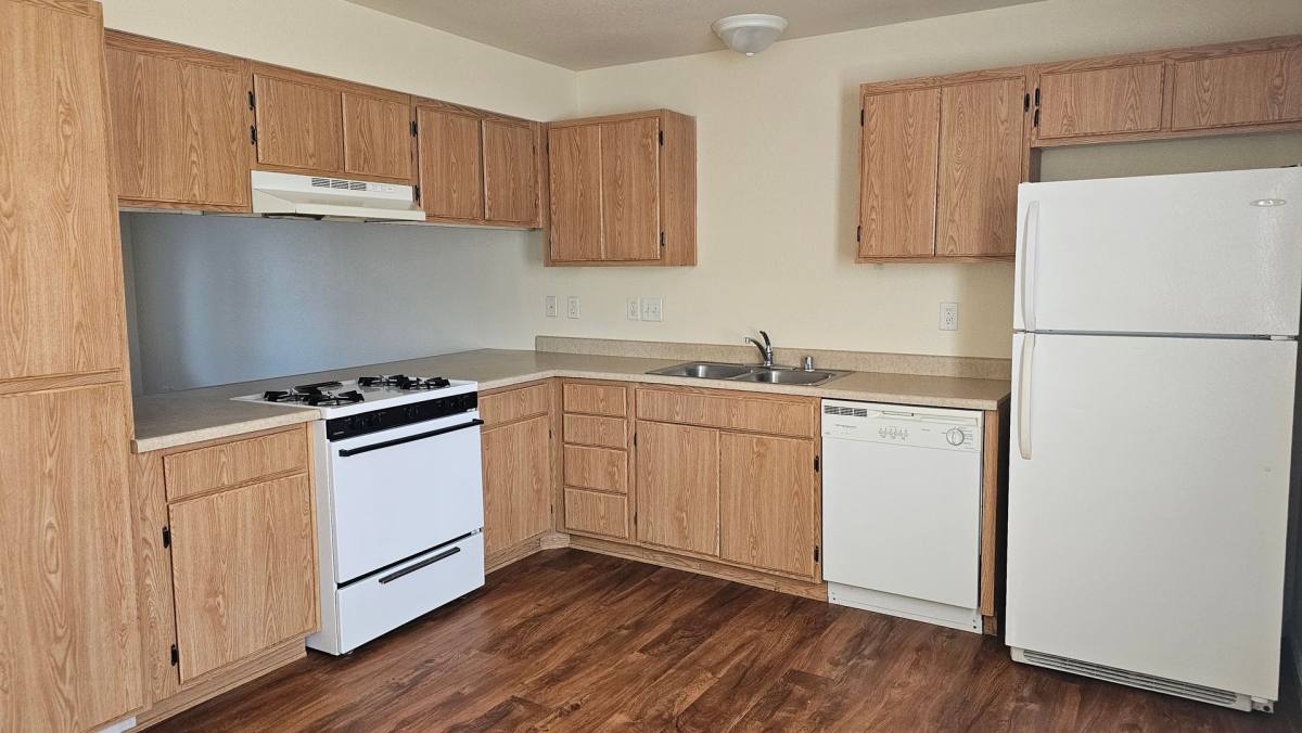 Apartment for rent at 2600 Shady Lane, Anderson, CA 96007