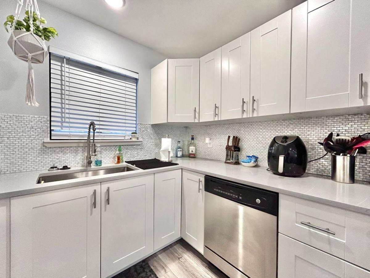 Condo for rent at 909 Reinli St, Austin, TX 78751
