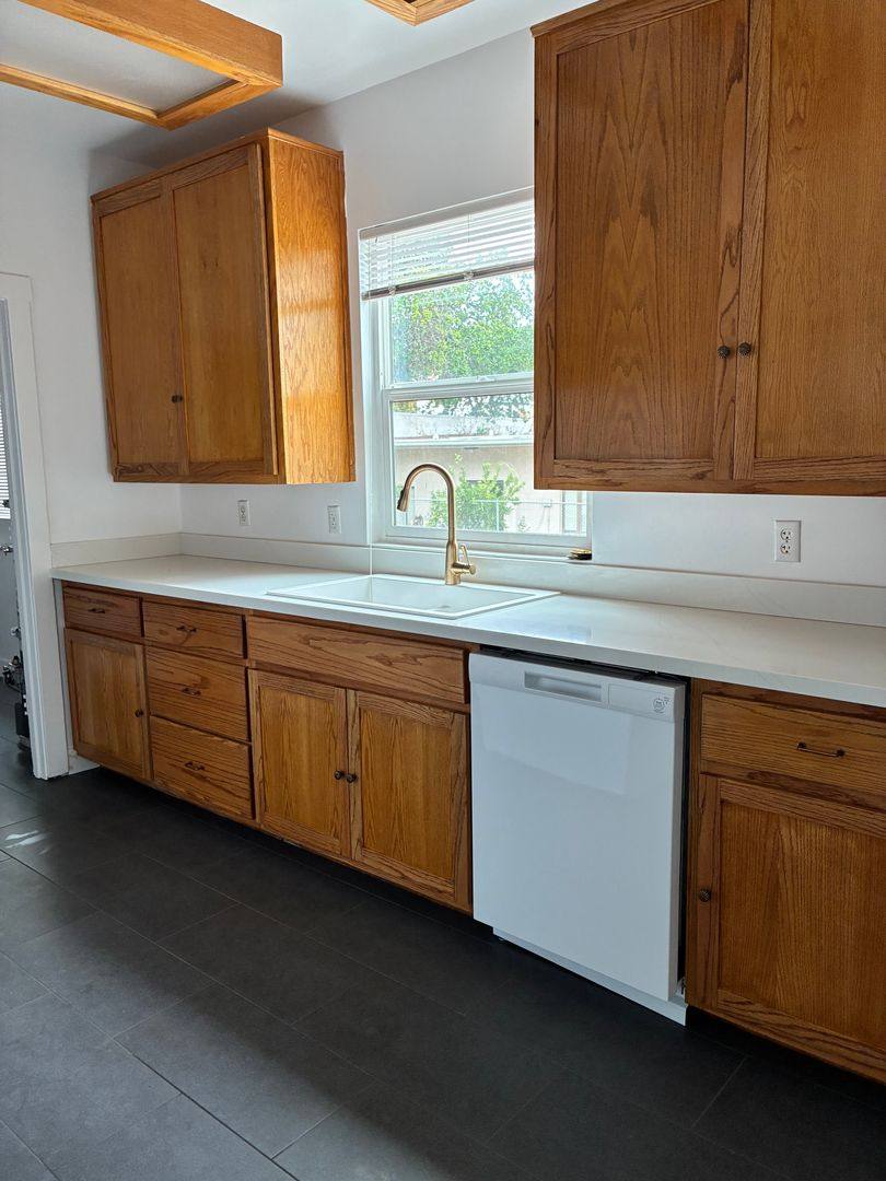 House for rent at 1144 Willis, Redding, CA 96001