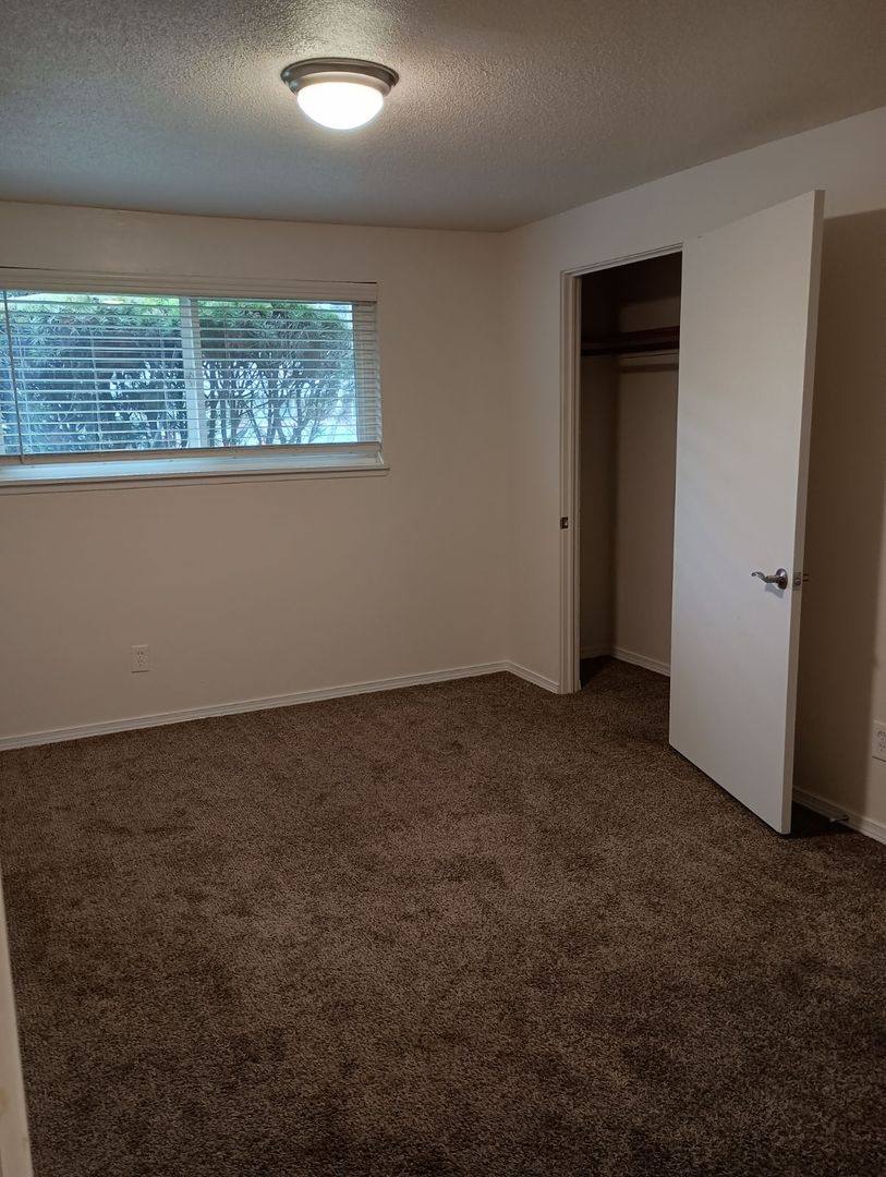 Apartment for rent at 315 125th St S, Tacoma, WA 98444