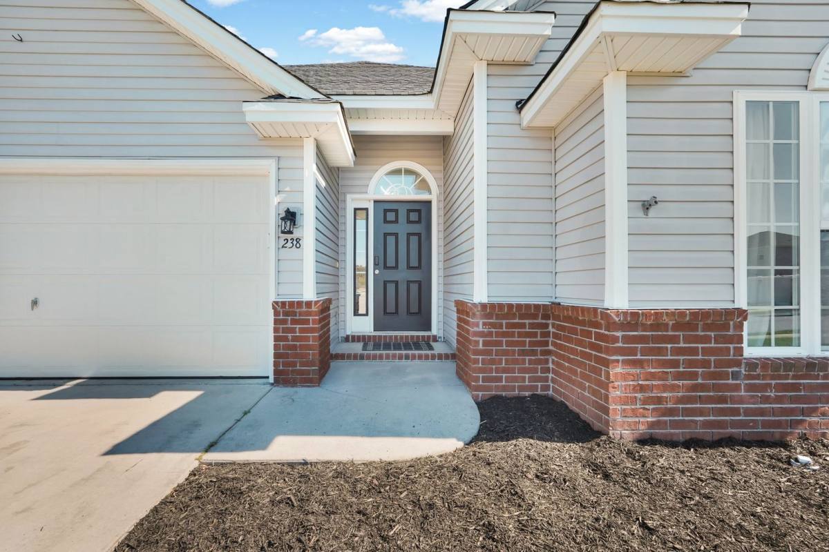 House for rent at 238 Scarlett Lane, Richmond Hill, GA 31324