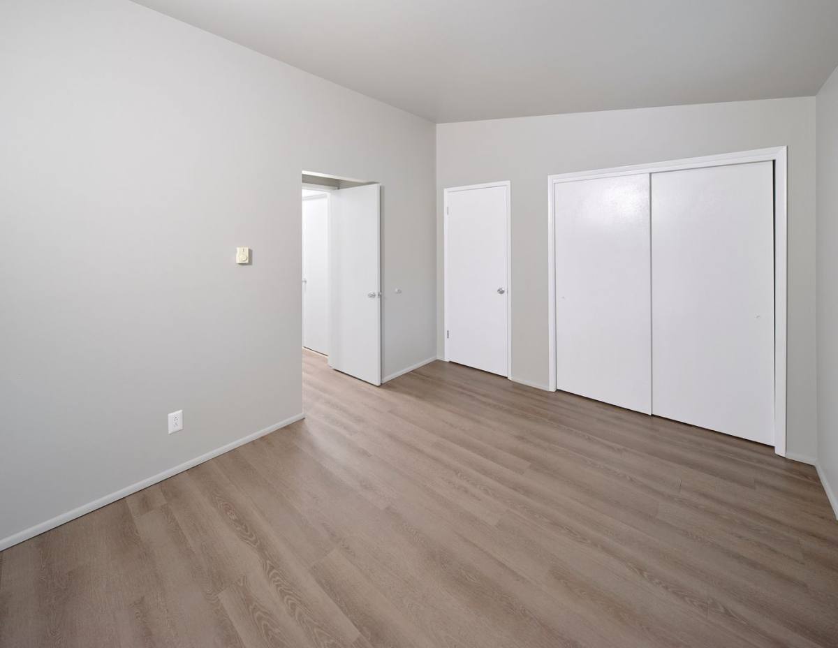 Apartment for rent at 12315 28th Ave NE, Seattle, WA 98125