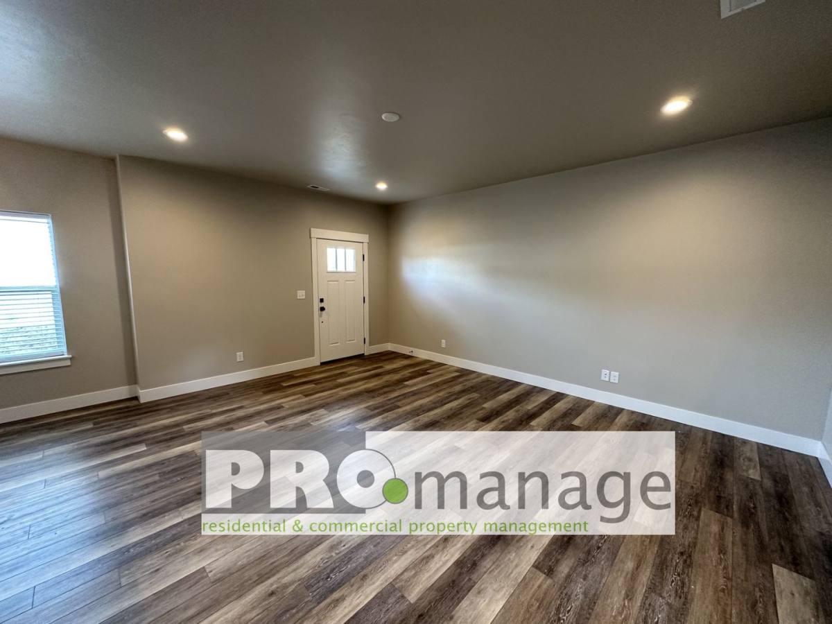 Townhouse for rent at 1385 Remington Trail, Idaho Falls, ID 83406