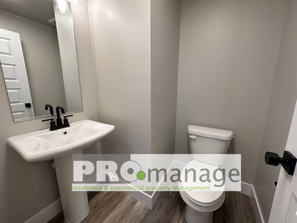 Townhouse for rent at 1385 Remington Trail, Idaho Falls, ID 83406