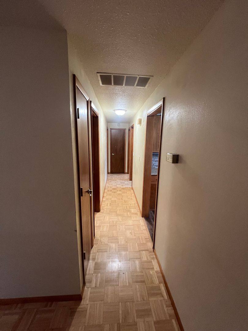 House for rent at 5869 G St, Springfield, OR 97478