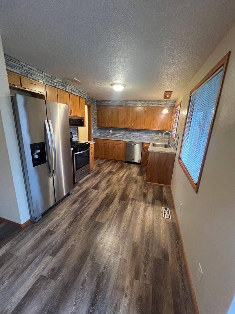 House for rent at 5869 G St, Springfield, OR 97478