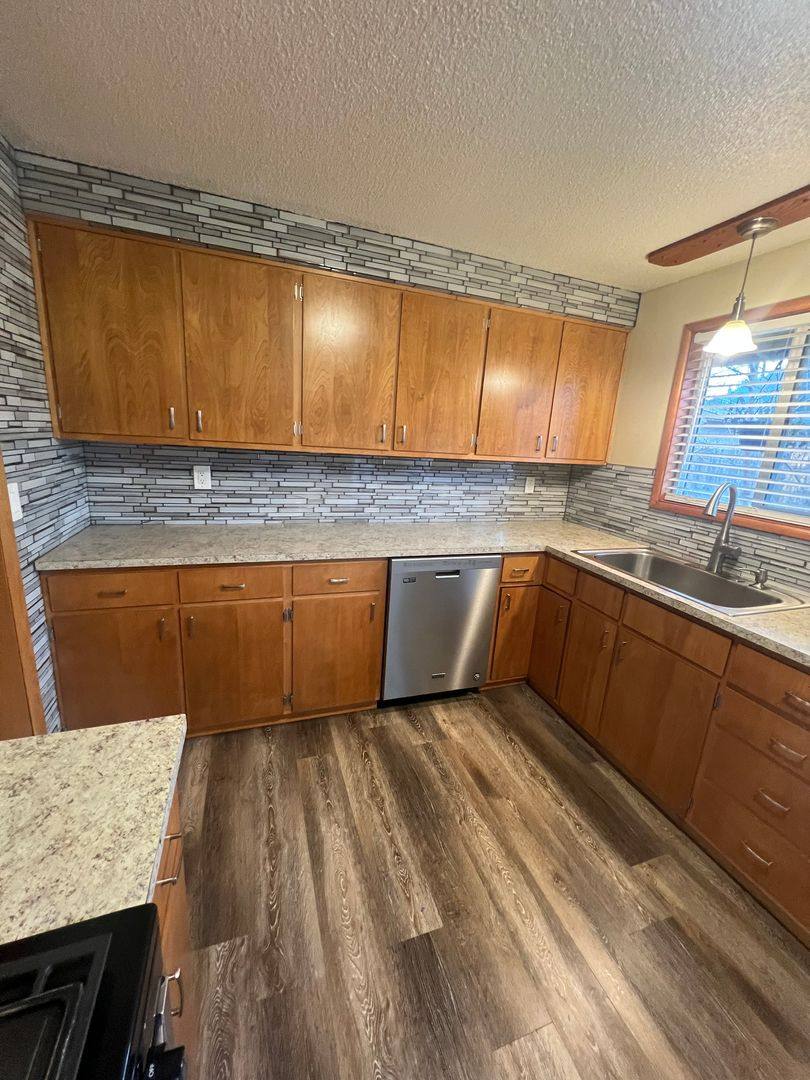House for rent at 5869 G St, Springfield, OR 97478