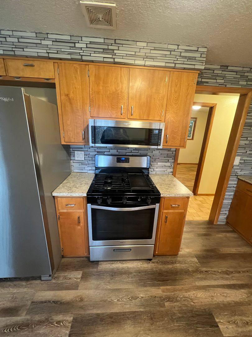 House for rent at 5869 G St, Springfield, OR 97478