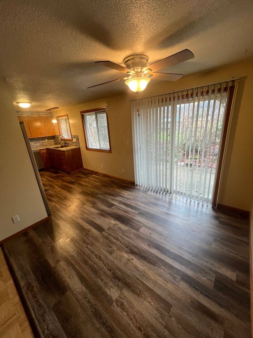 House for rent at 5869 G St, Springfield, OR 97478