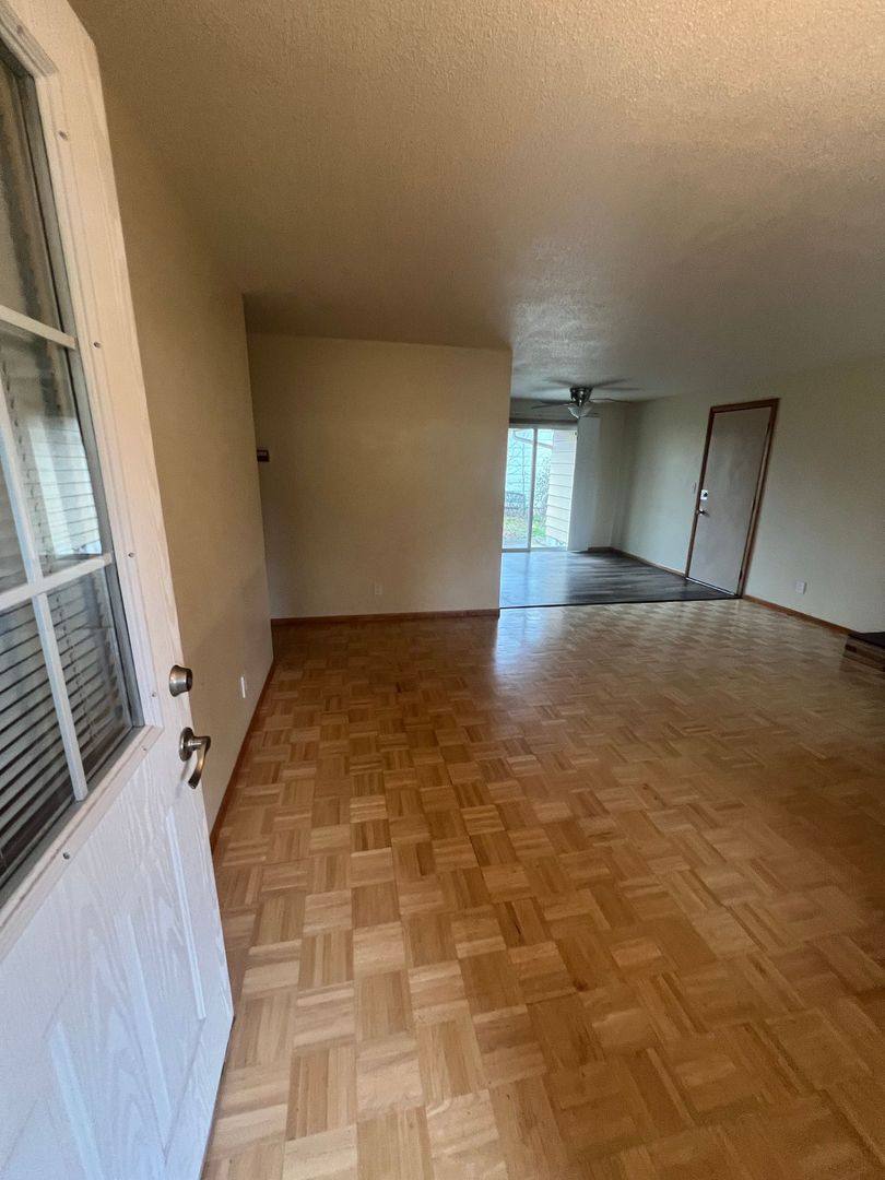 House for rent at 5869 G St, Springfield, OR 97478