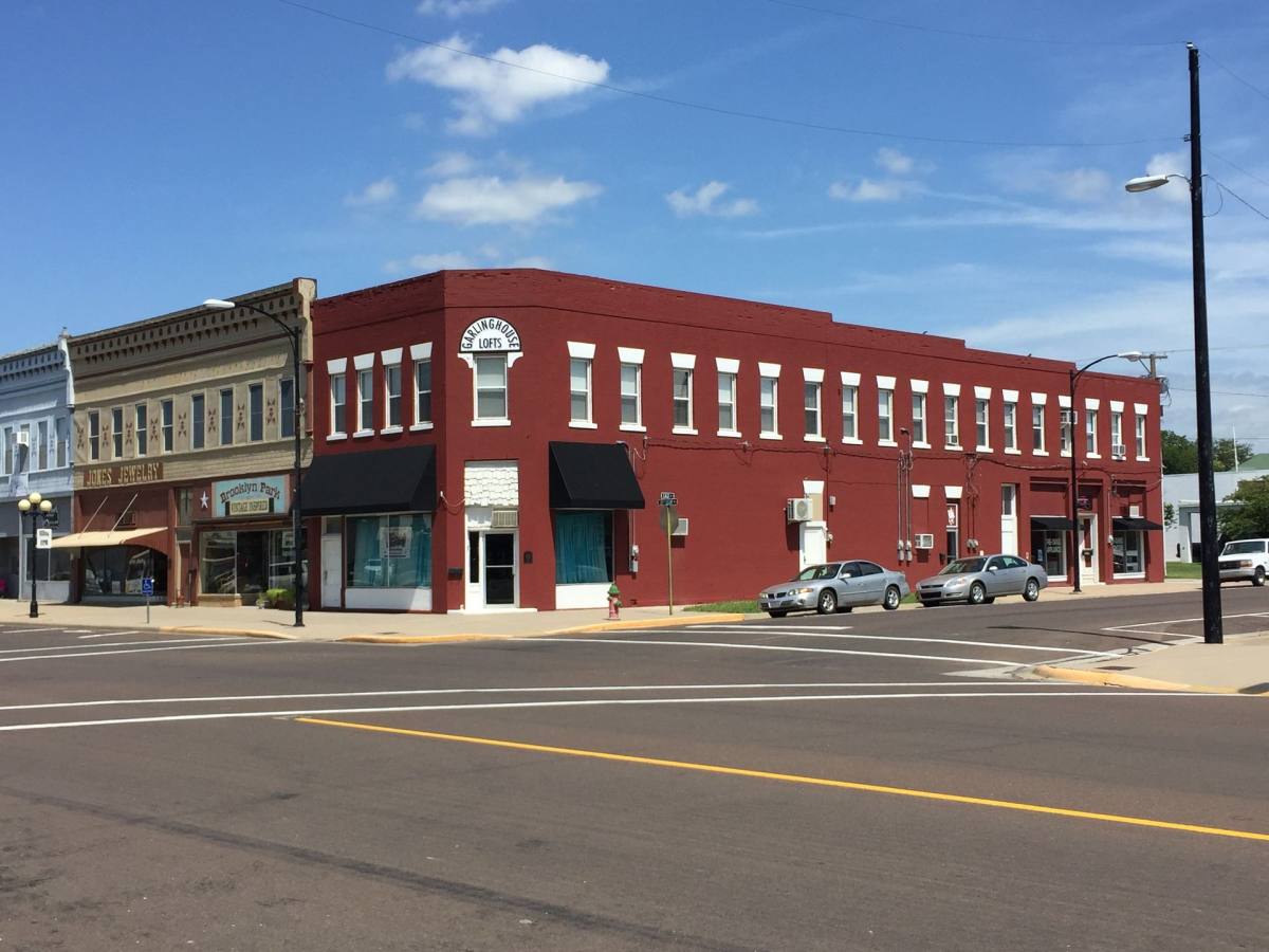 Apartment for rent at 1 2 N Jefferson, Iola, KS 66749