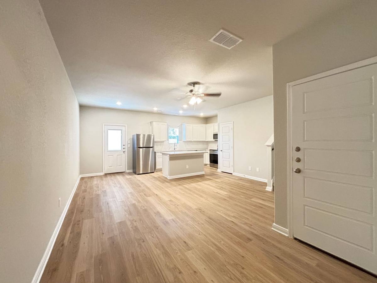 Townhouse for rent at 13339 Rowdy Cove, San Antonio, TX 78249