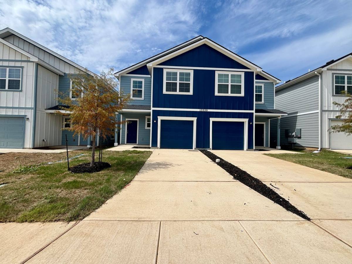 Townhouse for rent at 13339 Rowdy Cove, San Antonio, TX 78249