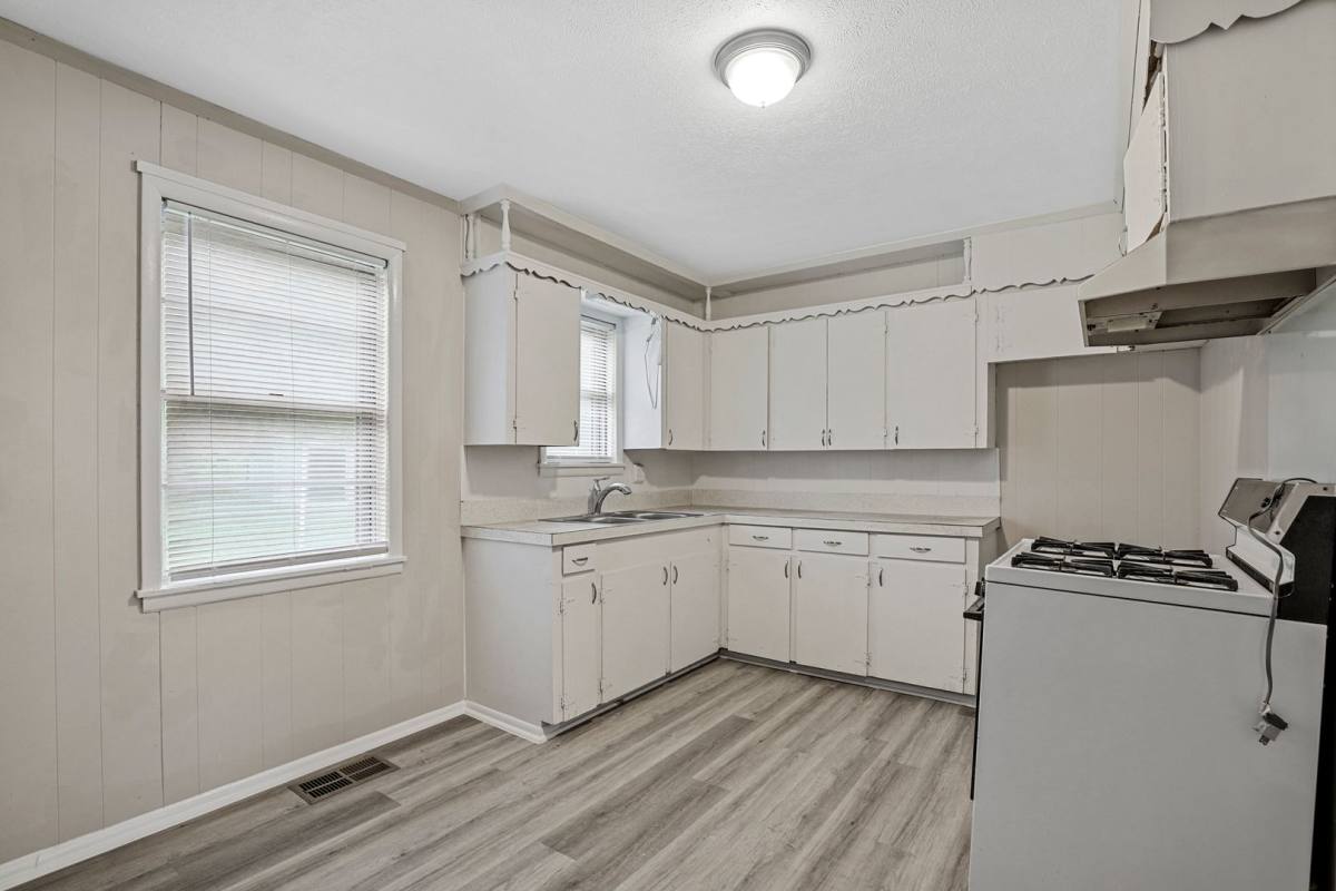 House for rent at 303 Davis St, Blue Ridge, TX 75424
