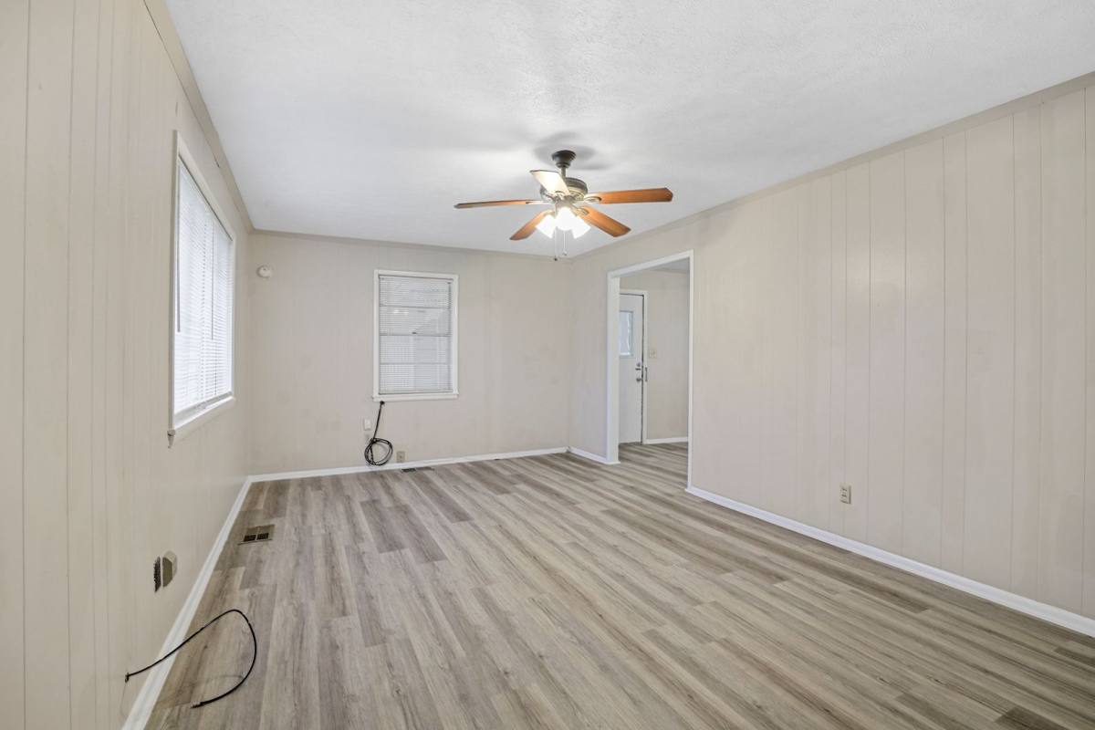 House for rent at 303 Davis St, Blue Ridge, TX 75424