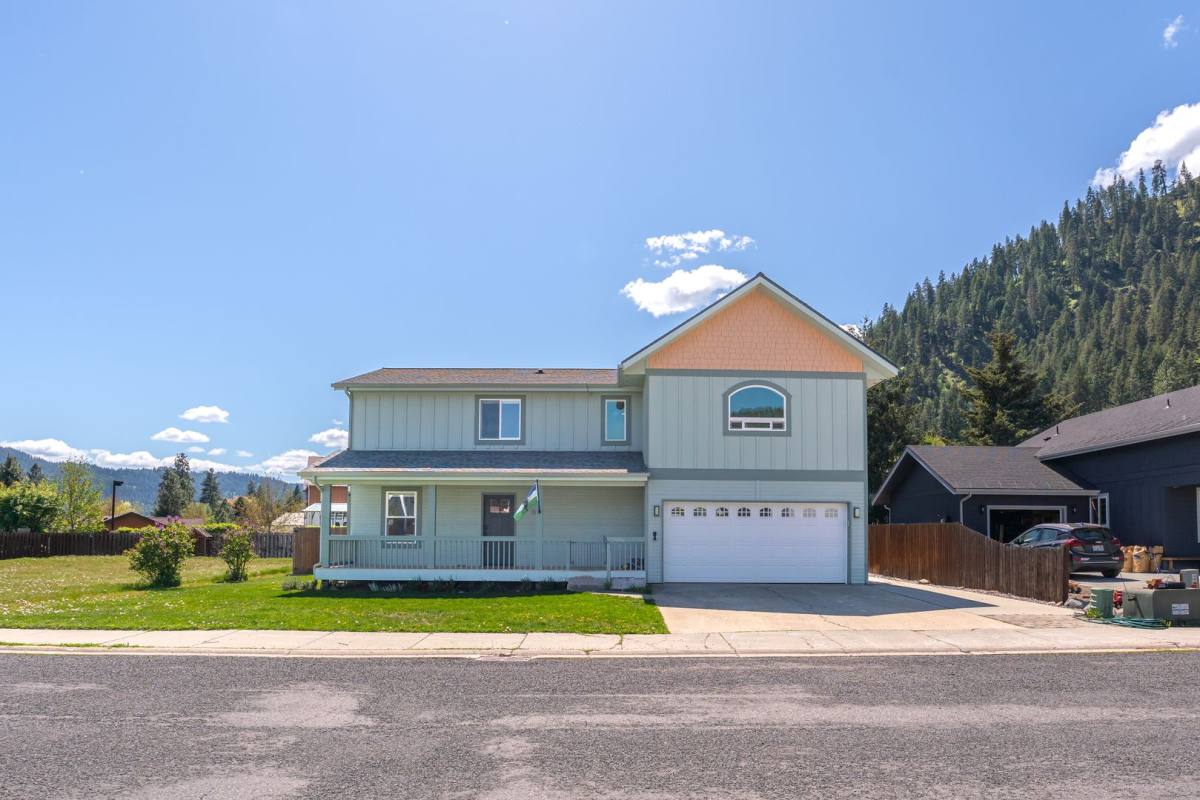 House for rent at 317 Meadow Dr, Leavenworth, WA 98826