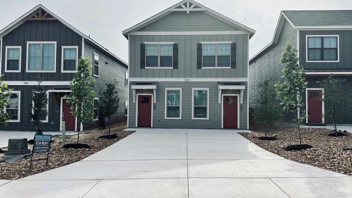 Townhouse for rent at 7157 Magnolia Creek #101, San Antonio, TX 78252