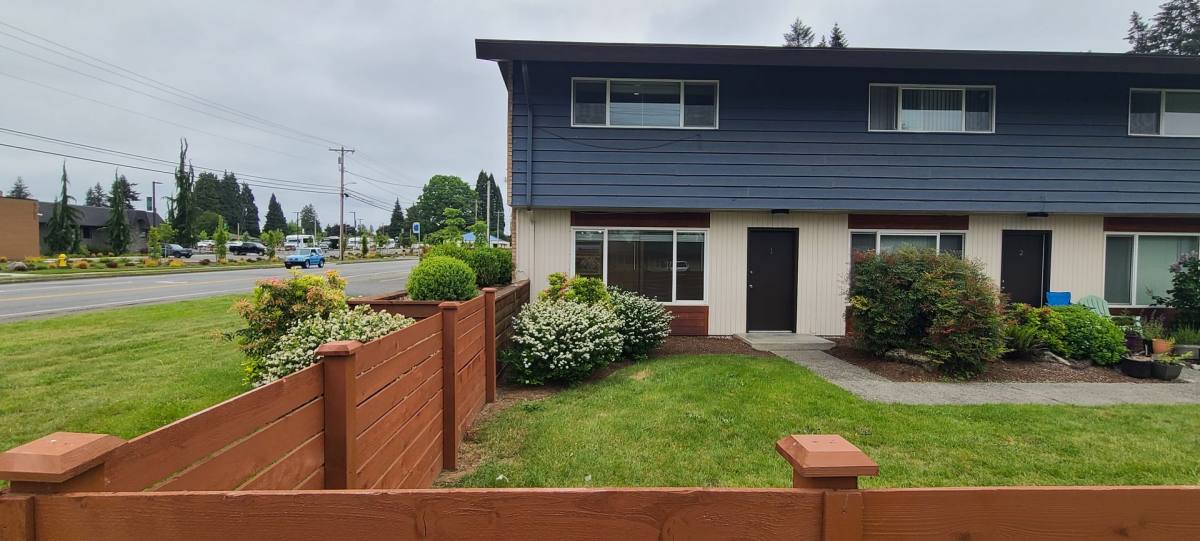 Apartment for rent at 7119 47th Ave NE, Marysville, WA 98270