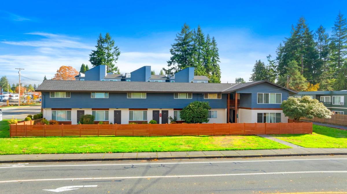 Apartment for rent at 7119 47th Ave NE, Marysville, WA 98270