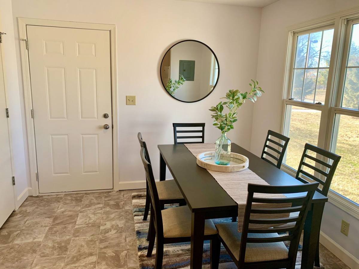 Townhouse for rent at 1842 Whittier St, Lincoln, NE 68503