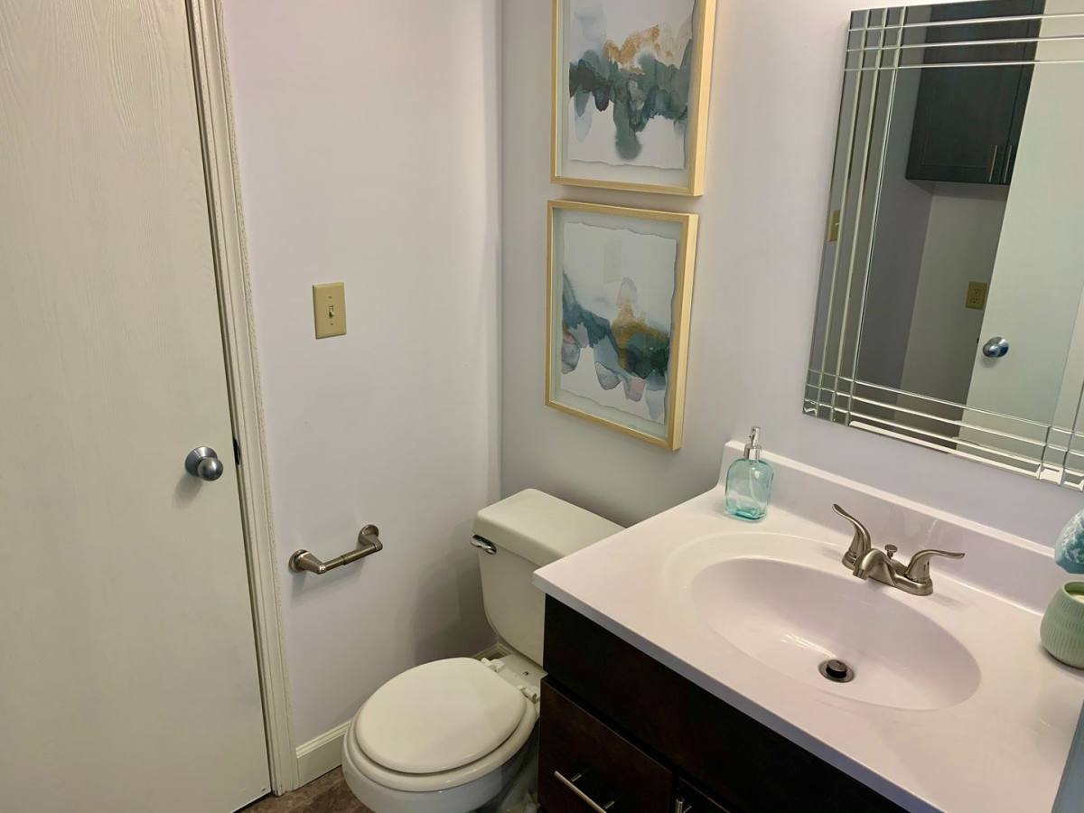 Townhouse for rent at 1842 Whittier St, Lincoln, NE 68503