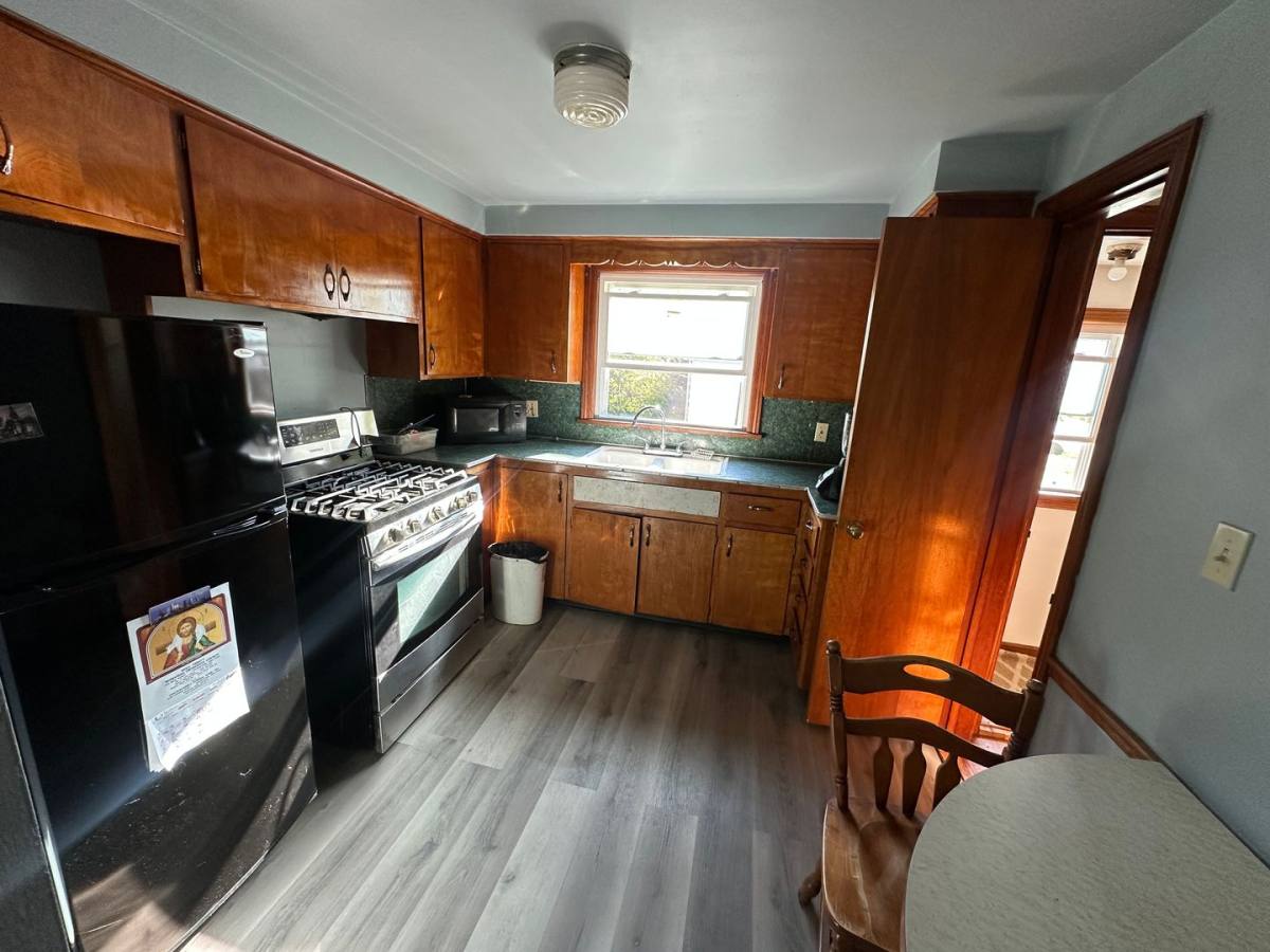 Apartment for rent at 644 W Judson Ave, Youngstown, OH 44511