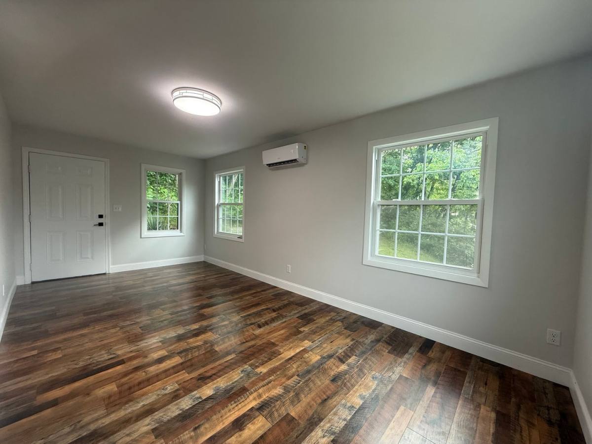 Apartment for rent at 590-594 N St, Newport, TN 37821