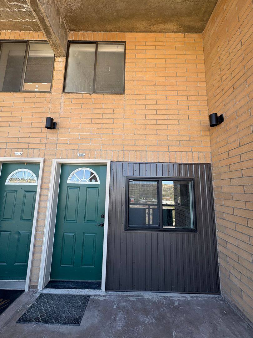 Apartment for rent at 300 N 25th St, Billings, MT 59101