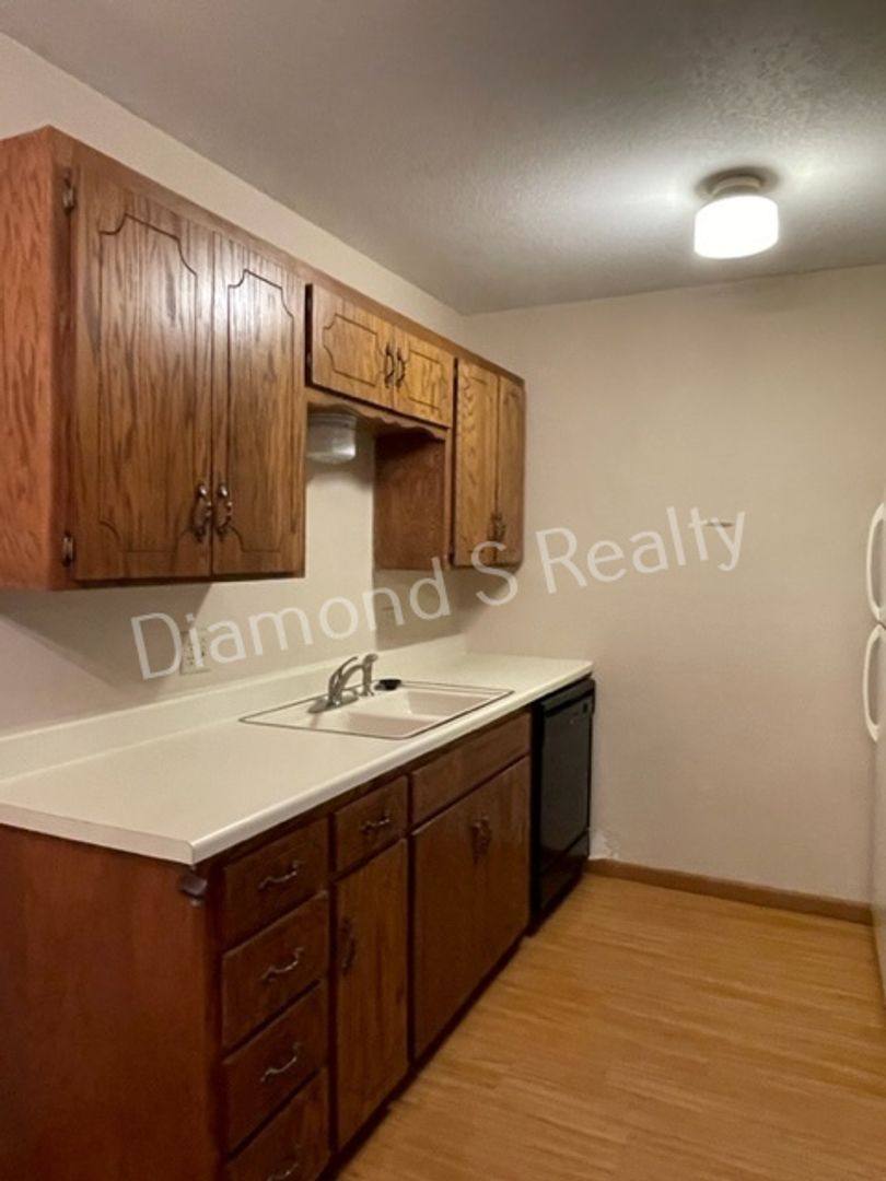 Apartment for rent at 2159 E Macs Court, Springfield, MO 65804