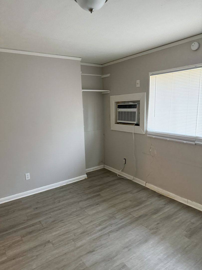Apartment for rent at 203 Stirling St, Jackson, MS 39216