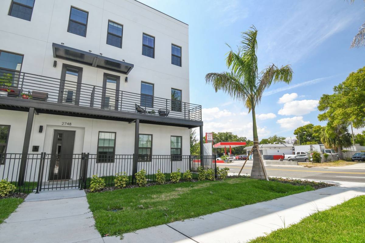 Apartment for rent at 2726 5th Ave S, Saint Petersburg, FL 33712