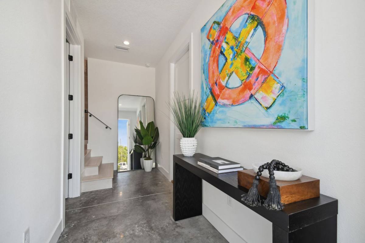 Apartment for rent at 2726 5th Ave S, Saint Petersburg, FL 33712