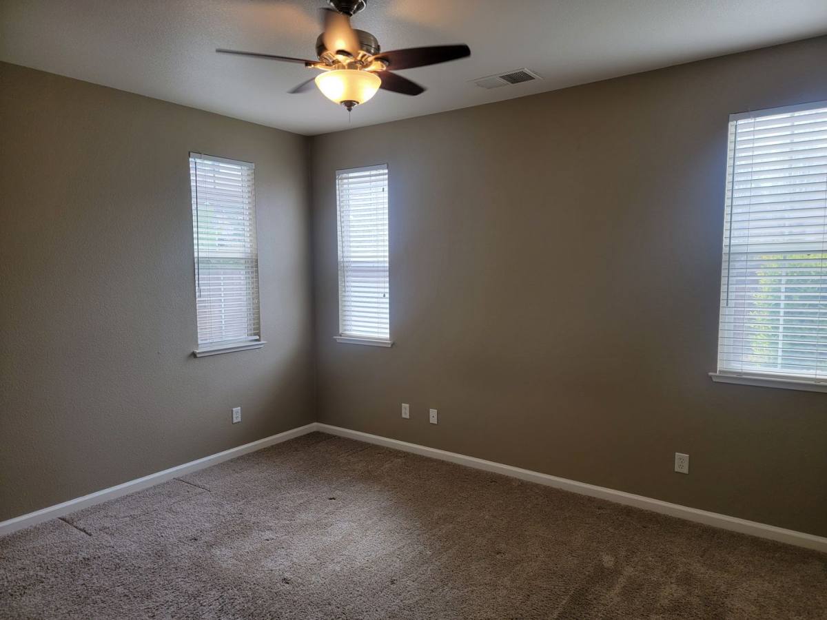 House for rent at 120 Soaring Hawk Lane, Sacramento, CA 95833